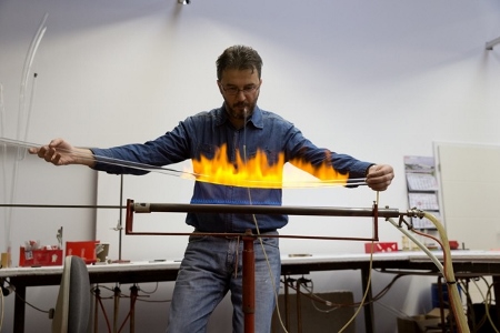 Tobias Rehberger has created a series of hanging neon sculptures which function as binary clocks