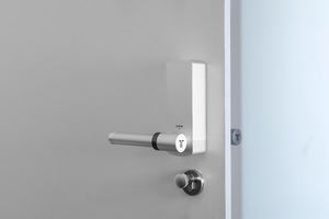 Smart self-disinfecting door handle helps with COVID-19 battle