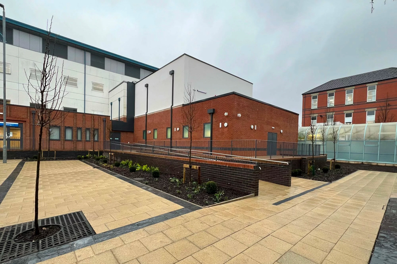 Tilbury Douglas hands over phase two of temporary Majors Department