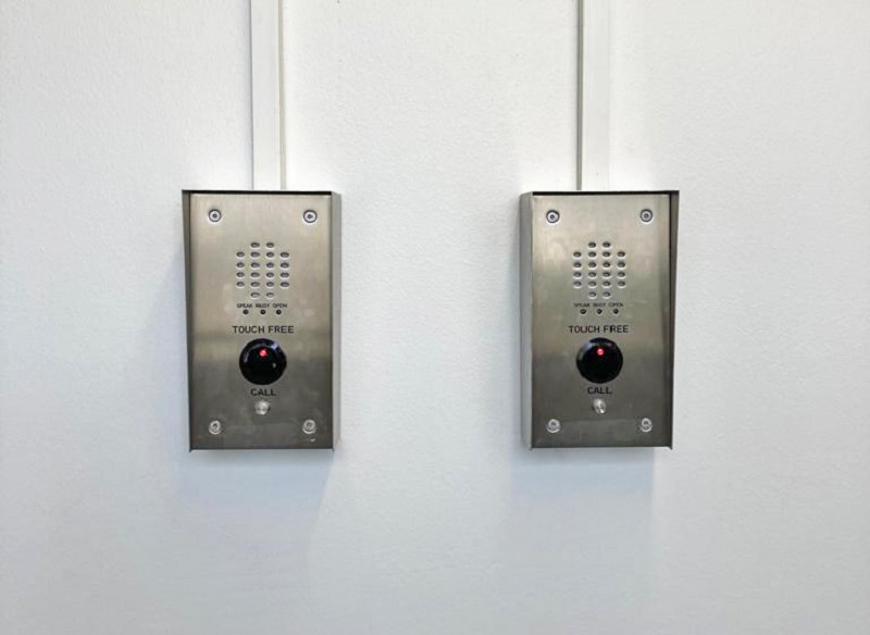 Touch-free entry protects patients and staff at Milton Keynes hospital