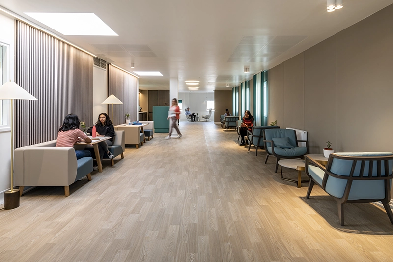 Barts Health - Whipps Cross, London, UK.
Image Credit: Sonnemann Toon Architects / Dave Parker Photography