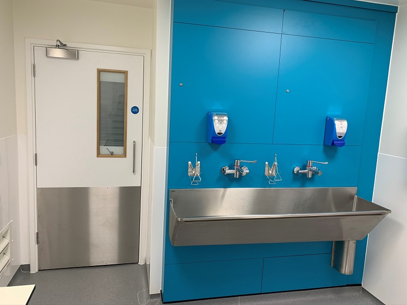 Vistamatic vision panels installed in new women's centre in Oxford