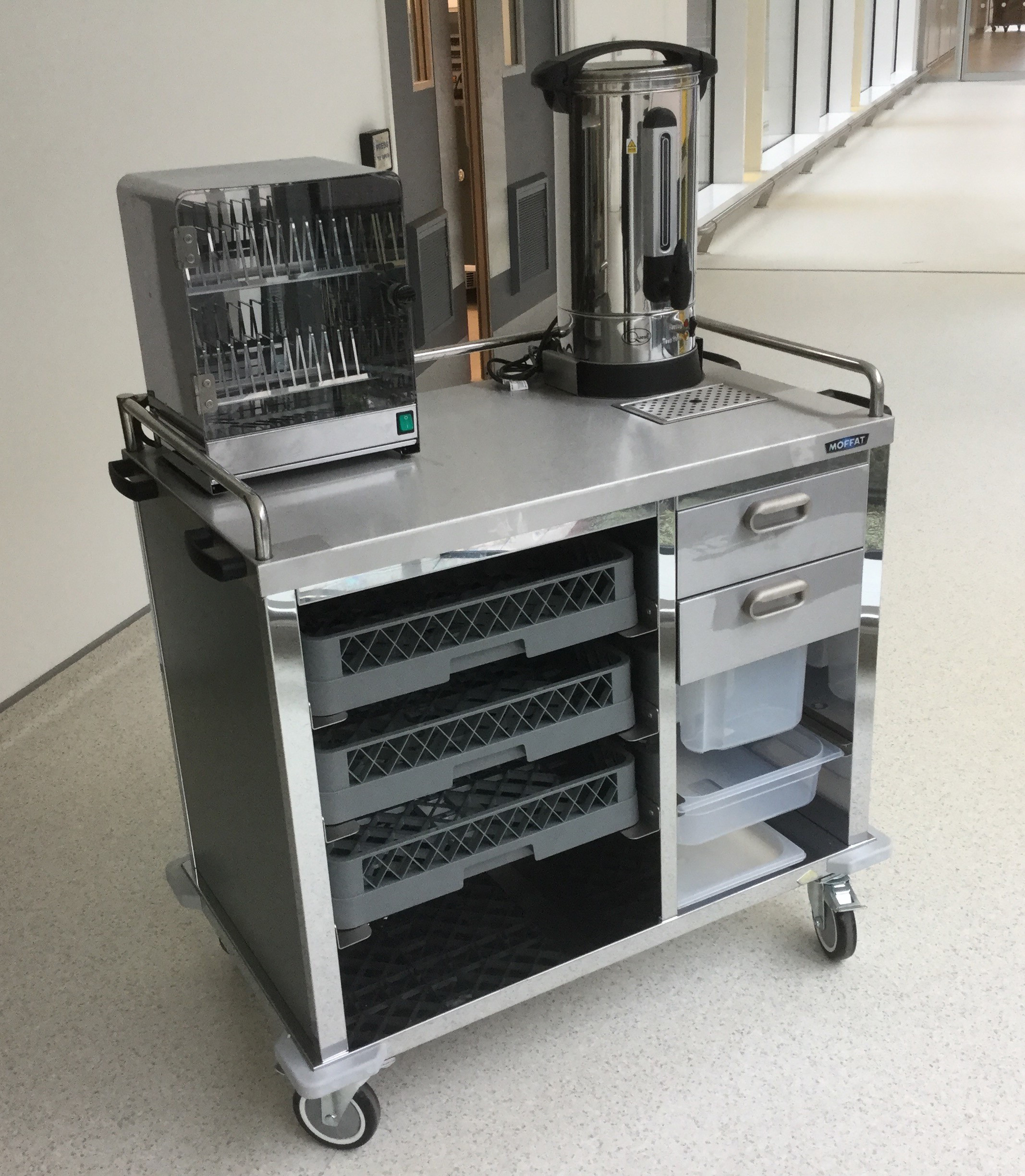 Ward kitchens installed by Stephens use bespoke Moffat system to deliver meals