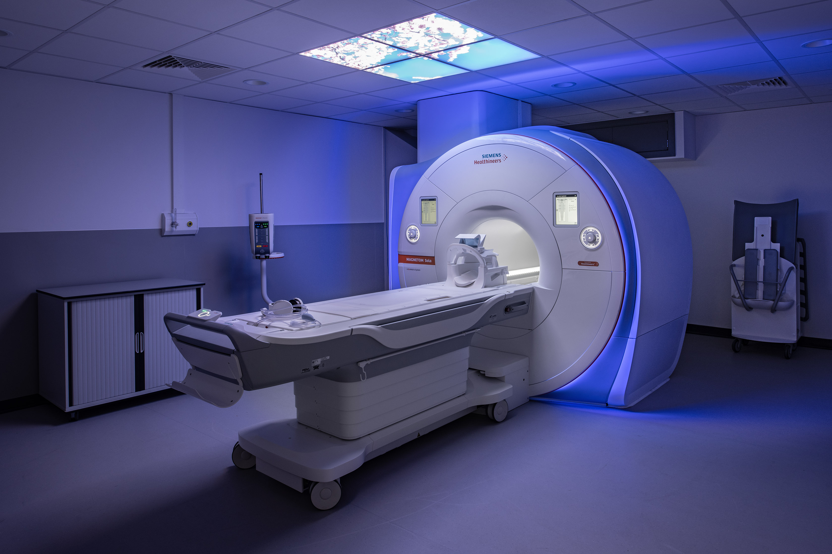 Warrington and Halton Diagnostics Centre officially opens at Halton Hospital