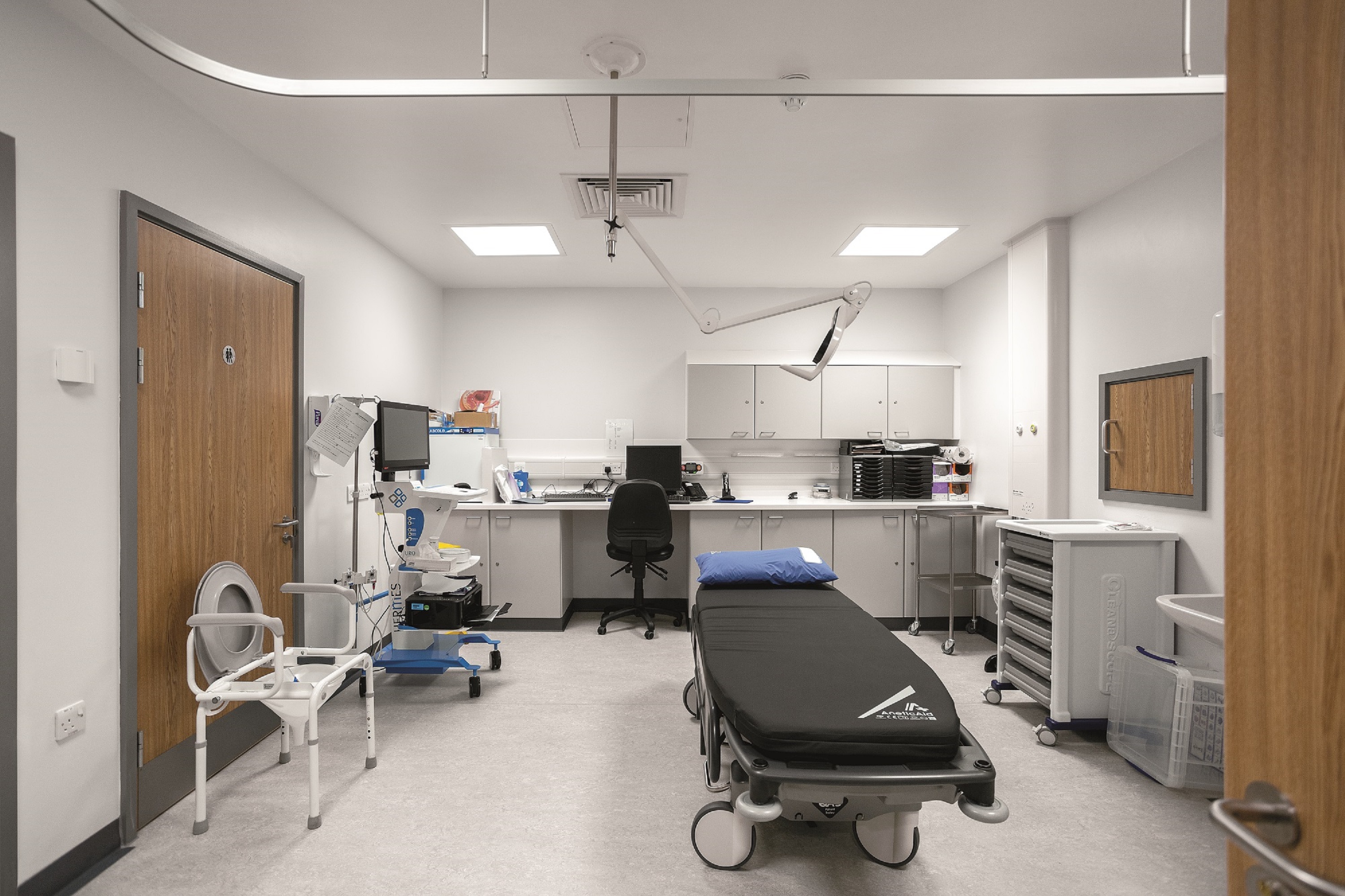 Zumtobel and Thorn provide lighting for new treatment centre